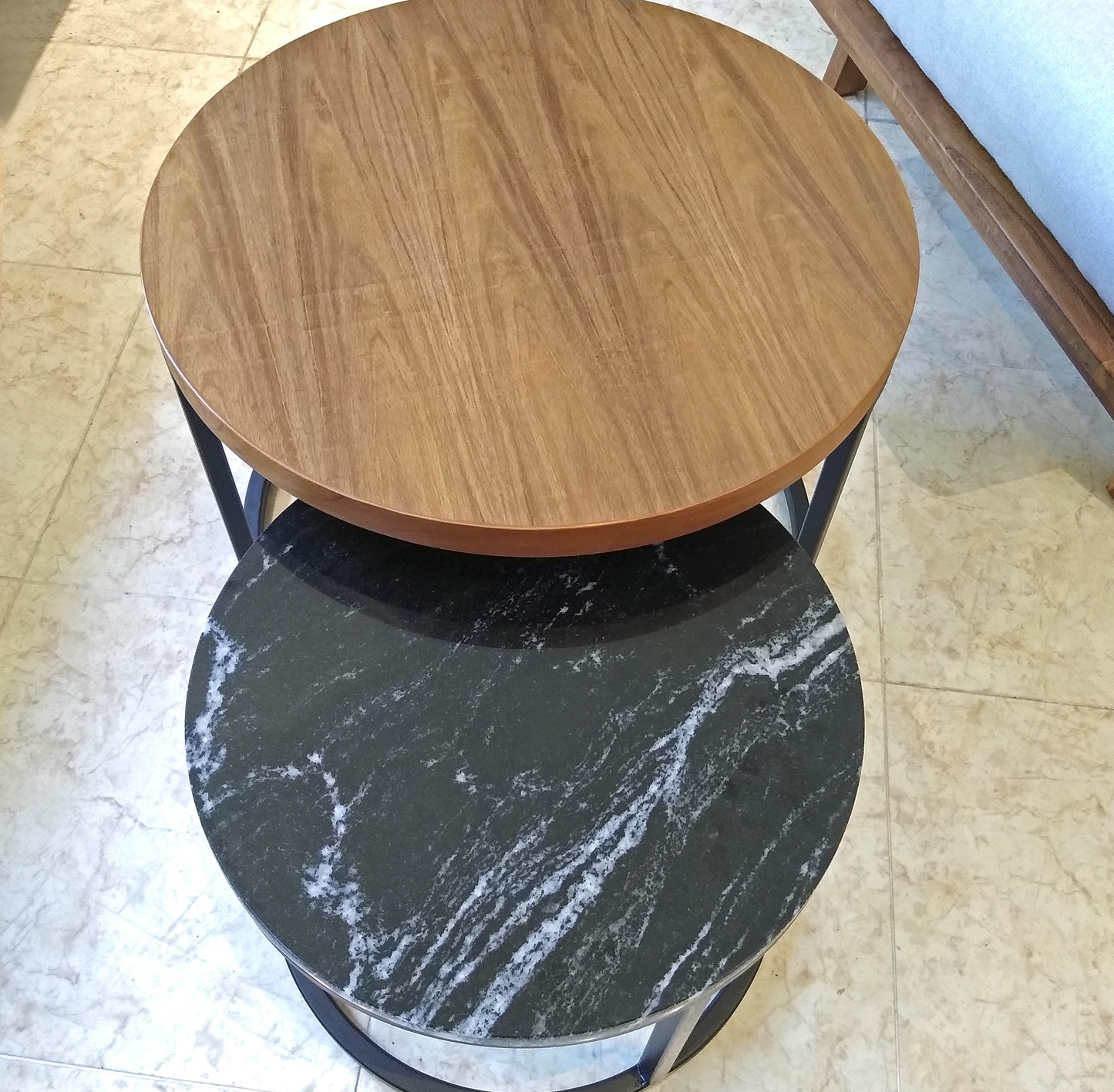 Mesa central Black Wood
