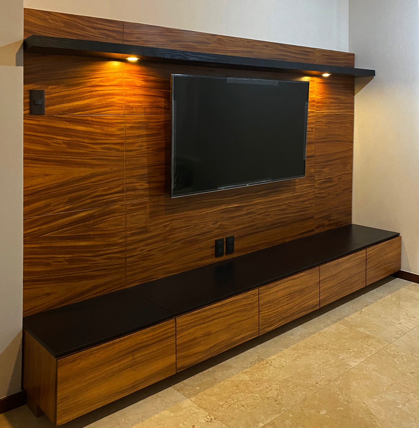 Mueble de T.V Victoria
