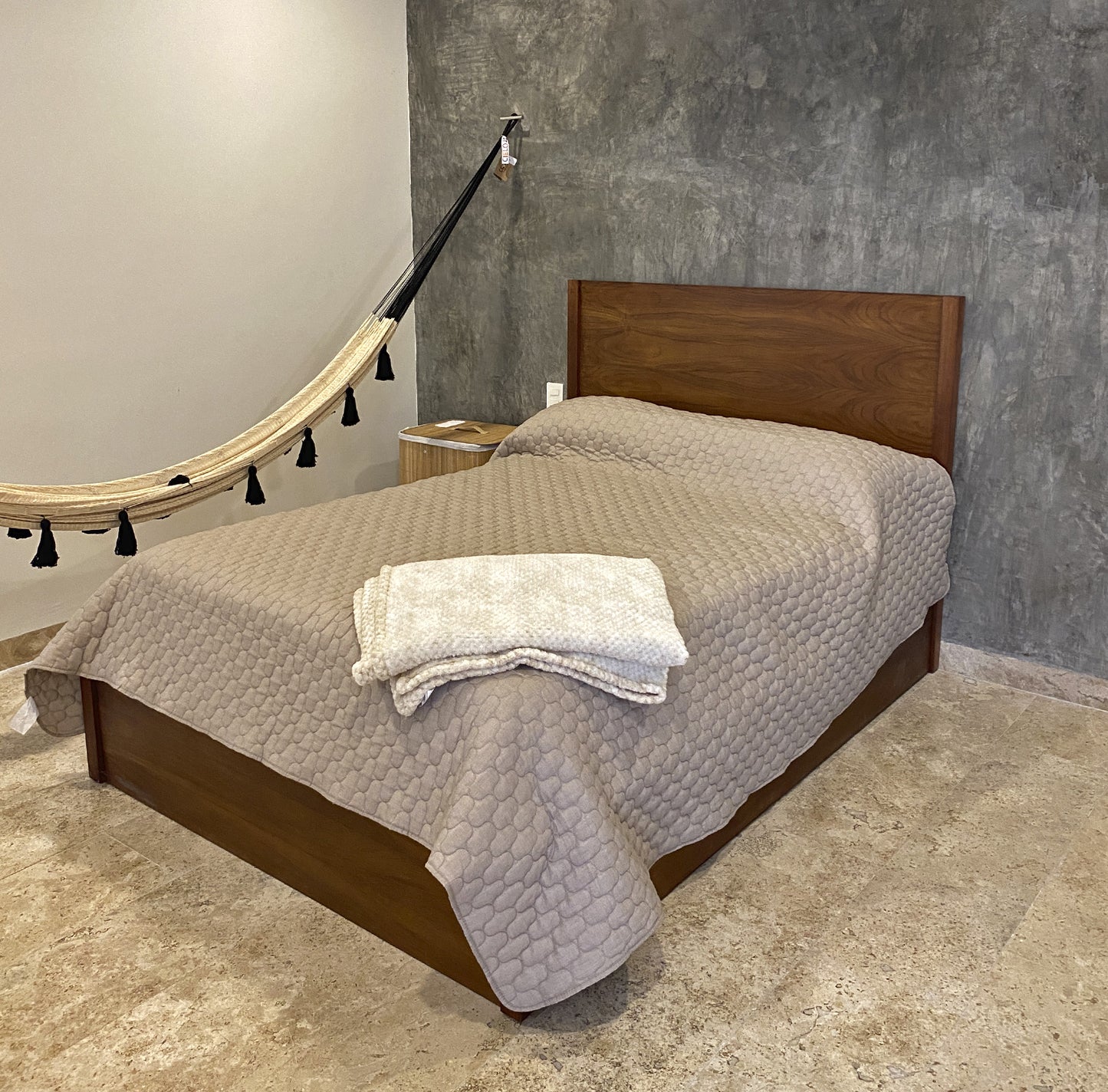 Cama Donoso